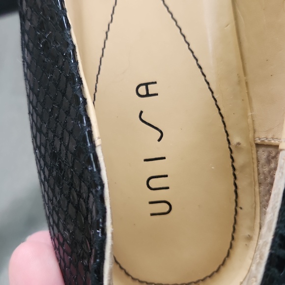 Black Faux Reptile Unisa Pointed Toe Low Heeled Pumps/Flats - Size 8.5 - Picture 12 of 15